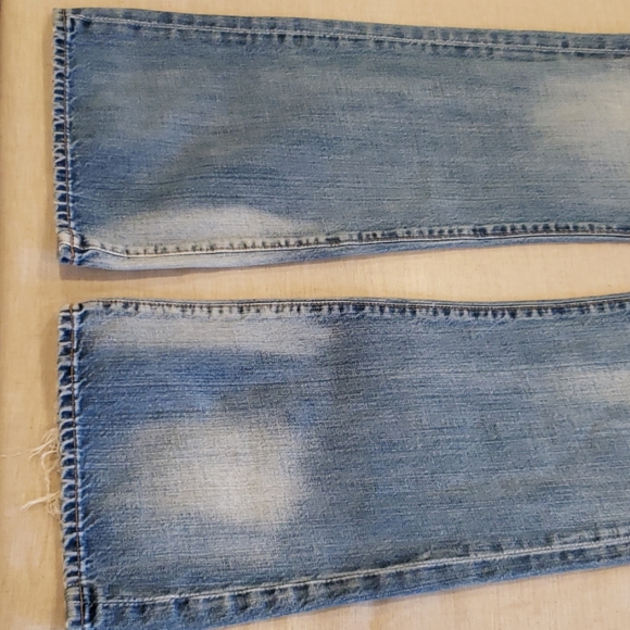 AG Fillmore destroyed/repaired jeans - Picture 3 of 6